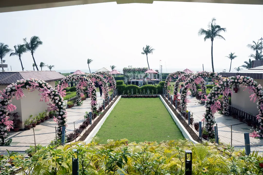 Hotel Holiday Resort Puri